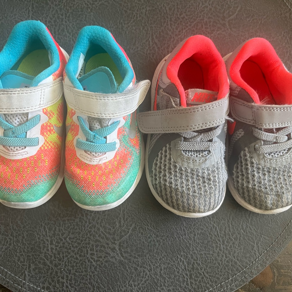 5C Nike Toddler Girl Sneakers GUC